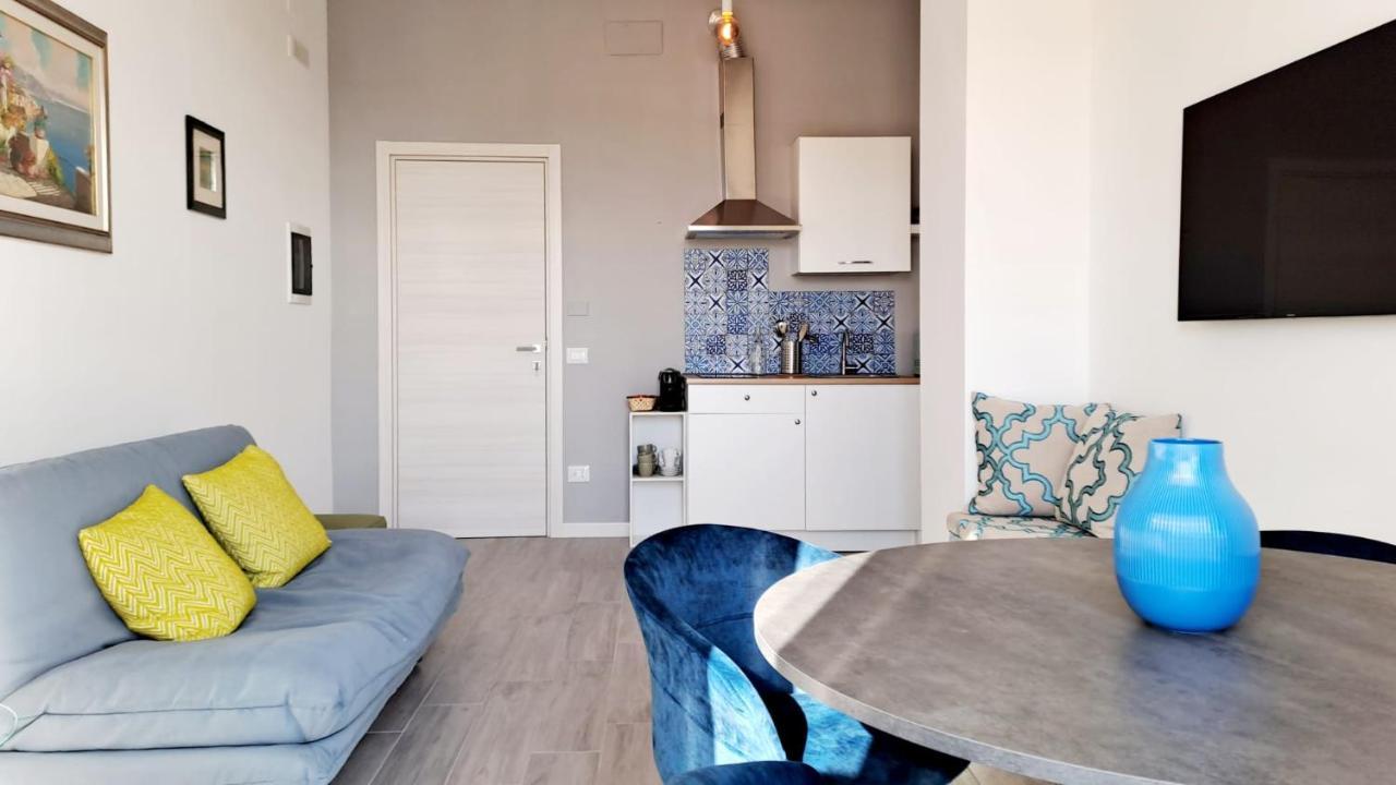 Le Case Di Ale - Holiday Homes Salerno Esterno foto